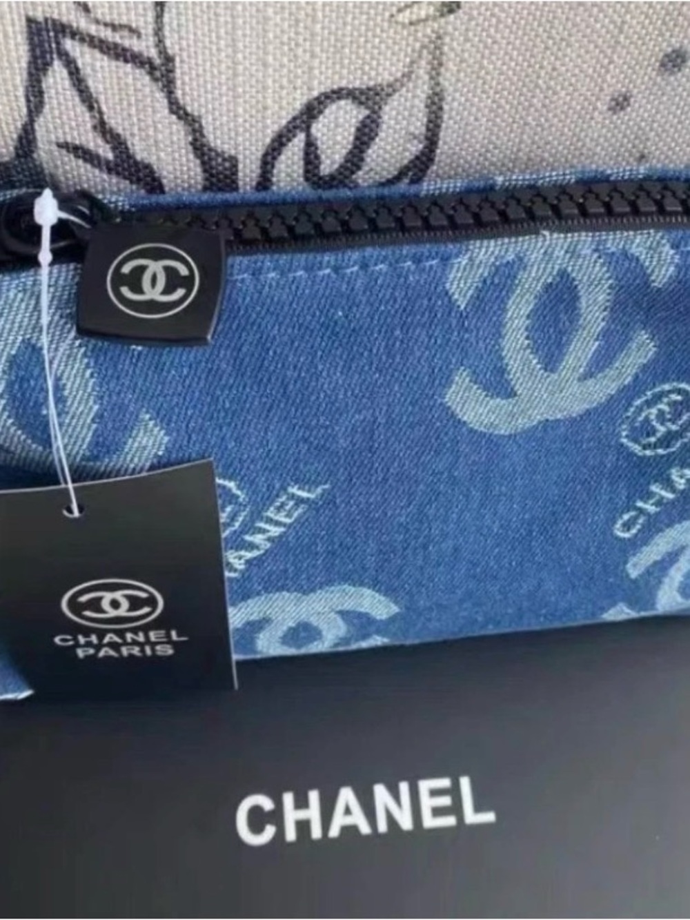 NWT CHANEL Blue Denim CC Logo Zip Pouch